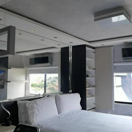 Flat Apartamento ALTÍSSIMO NÍVEL Último Andar-3